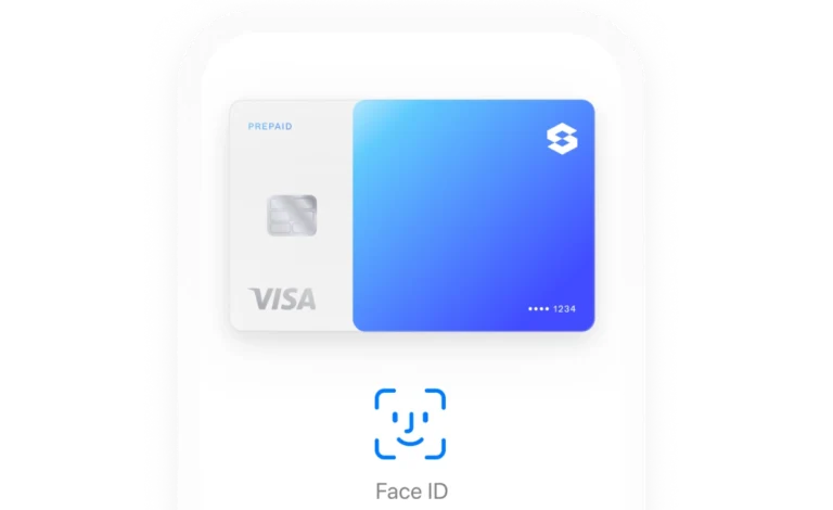 carta prepagata digitale con smartphone e luce