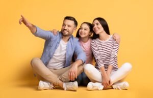 famiglia che condivide momenti felici insieme