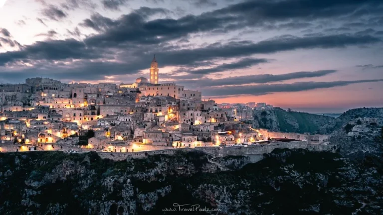 panorama dei sassi di matera al tramonto