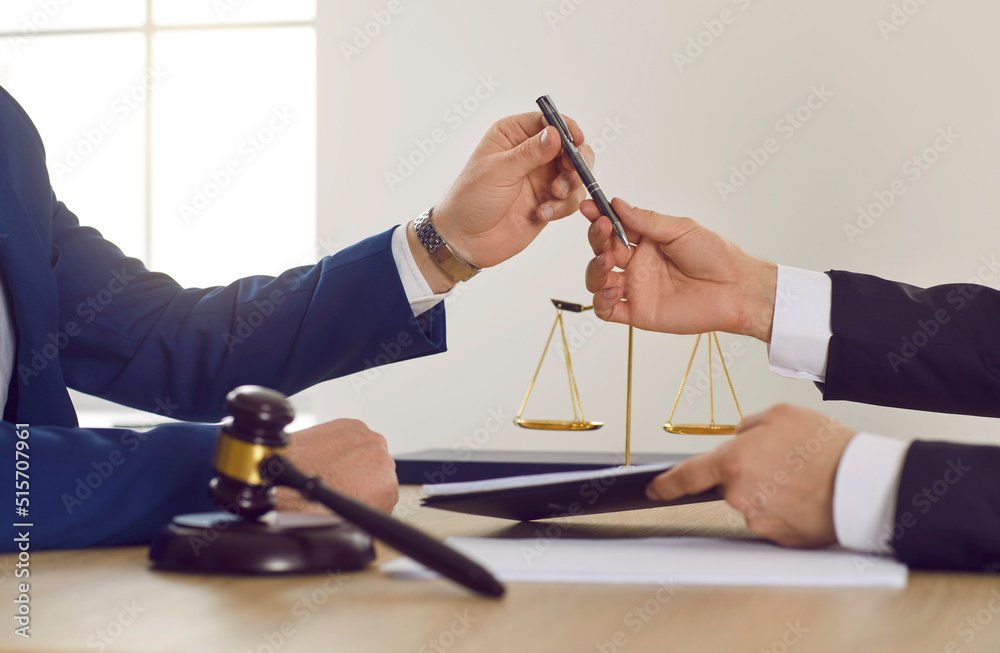 Come Chiedere un Risarcimento Danni al Datore di Lavoro in Modo Efficace 5 Come Chiedere un Risarcimento Danni al Datore di Lavoro in Modo Efficace