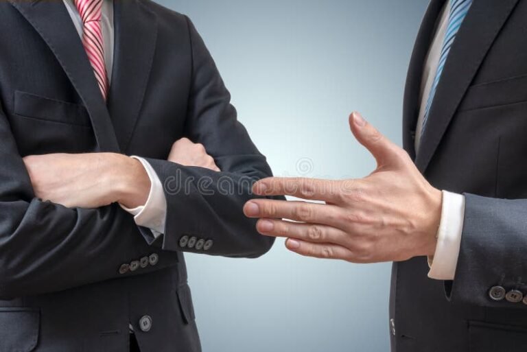 Il datore di lavoro può rifiutare la revoca delle dimissioni volontarie 18 uomo daffari che rifiuta stretta di mano