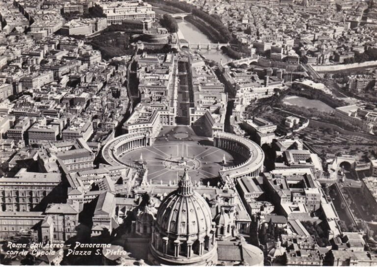 veduta panoramica di una cartolina storica di roma